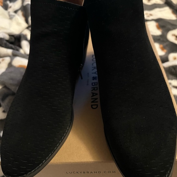 Lucky Brand ankle boots - Picture 2 of 4